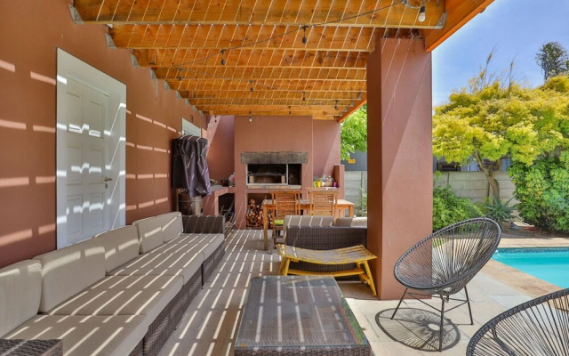 Fairview Crescent 03 by CTHA