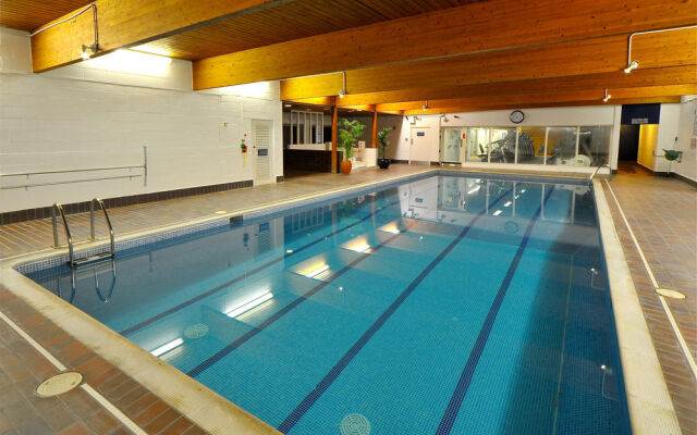 Eight Acres Hotel