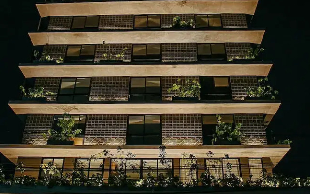 Urban 750 By Day by Day