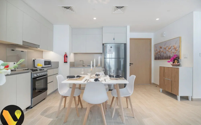 Vogue Breeze Creek Beach by Emaar