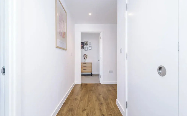 Hilltop Serviced Apartments - Salford