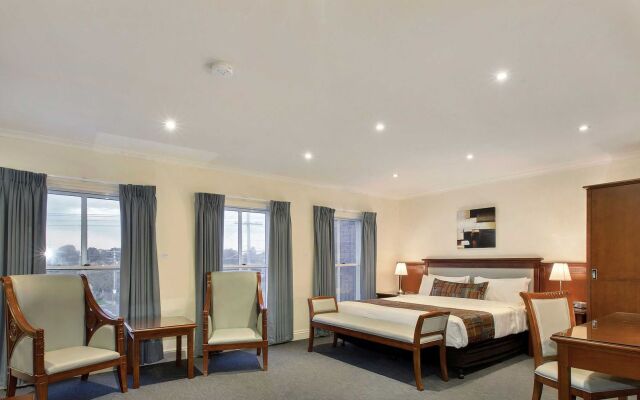 Best Western Plus Buckingham International