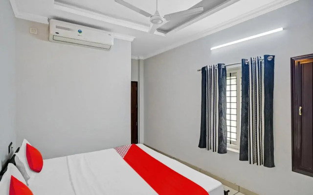 Oyo Flagship 808201 Hornbill Residency