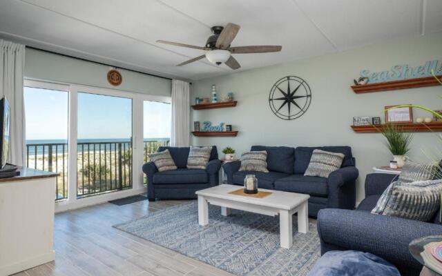 Beachcomber 304, 2BRs, Pool, Beach, Near Mayo Clinic, Sleeps 4