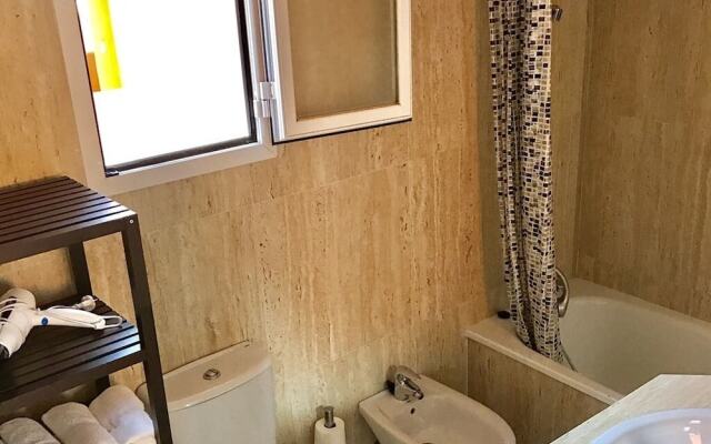 The Penthouse Club Marbella With hot tub