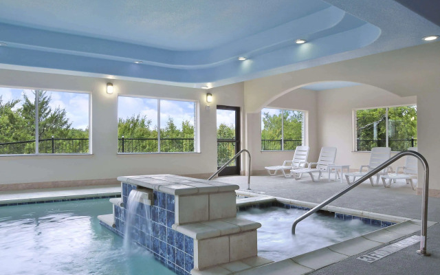 Ramada by Wyndham South Waco