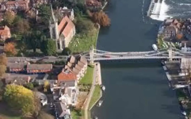 Marlow'S Hidden Gem