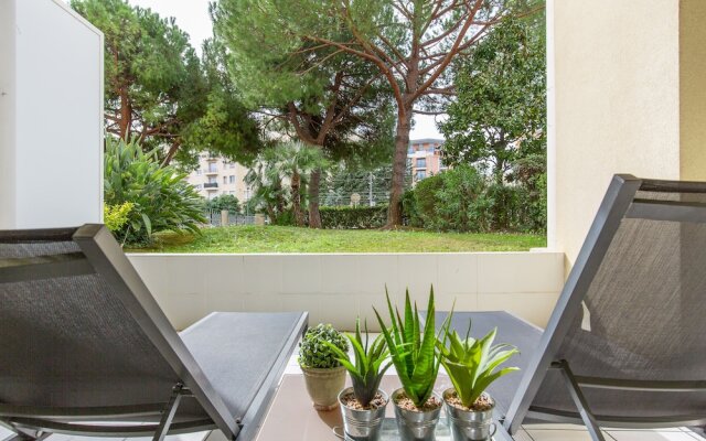 All in Cannes at Your Fingertip in Super Apartment