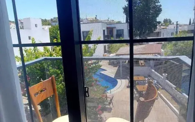 Derin Suite Hotel