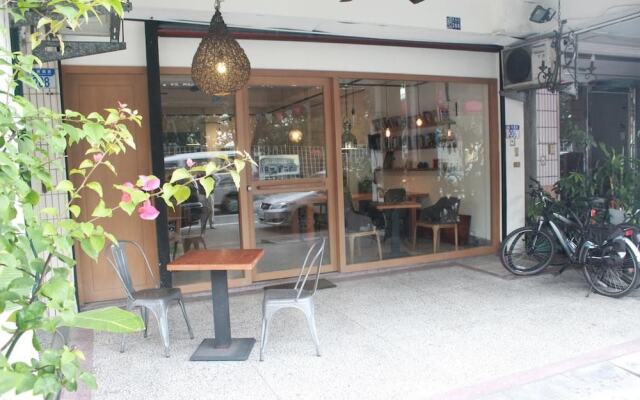 Formosa Backpackers Hostel & Apartment（青年民宿）