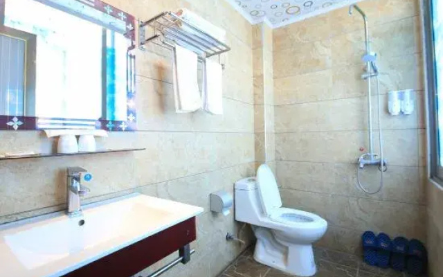 Longwenhua Express Hotel