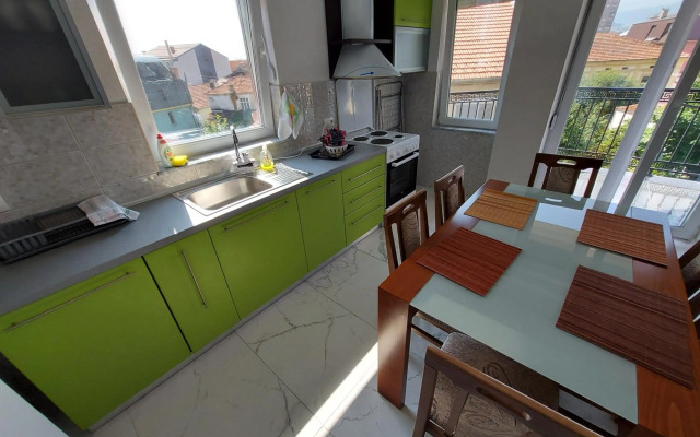 Xxl Apartament City Centar 1