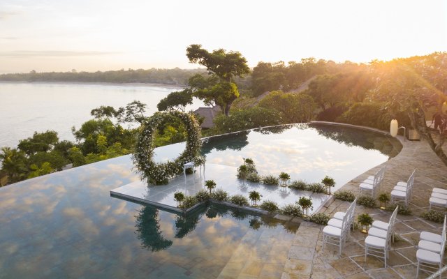 Four Seasons Resort Bali at Jimbaran Bay 