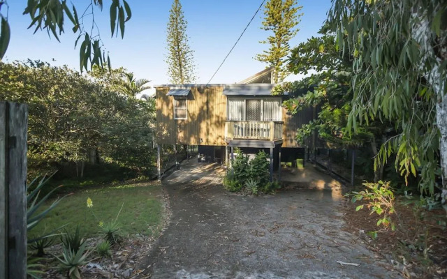 Summer Place - 24 Shearwater Street