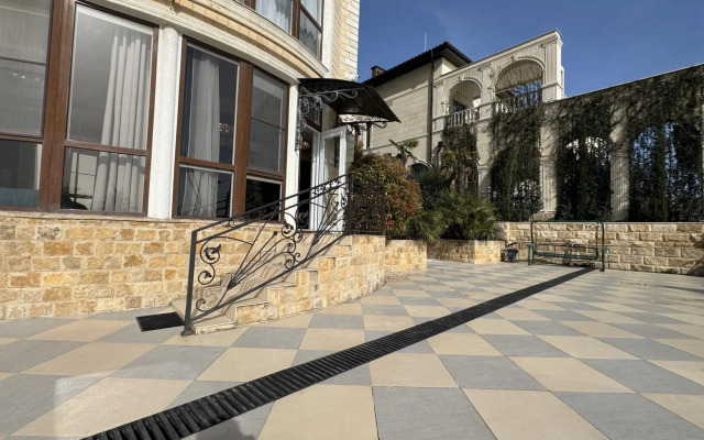 Апартаменты на проспекте Курортный 129