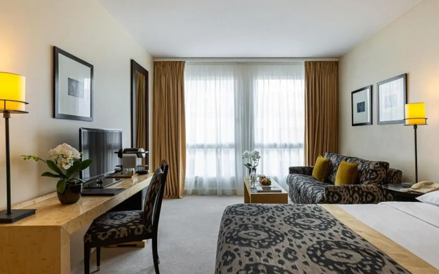 Hotel Jade