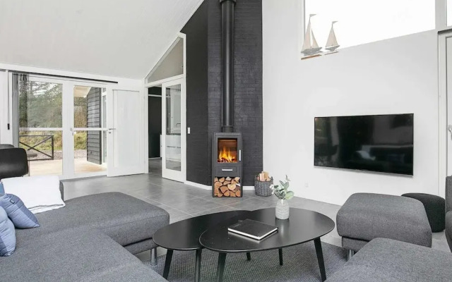 10 Person Holiday Home in Jerup