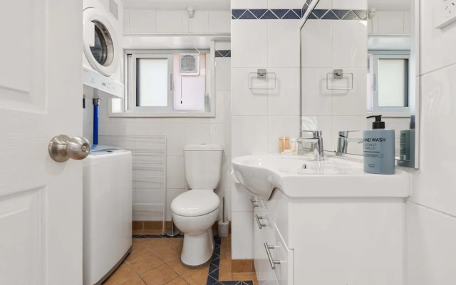 Dream Views of Sydney CBD – Bathroom – Sydney