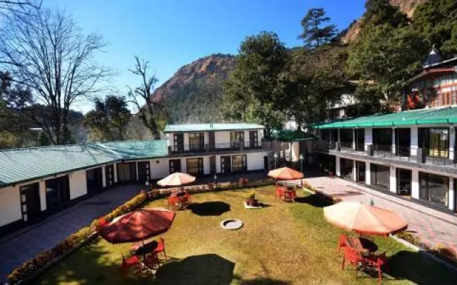 Raj Bilas Palace