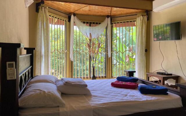 Bahía Ballena Rooms