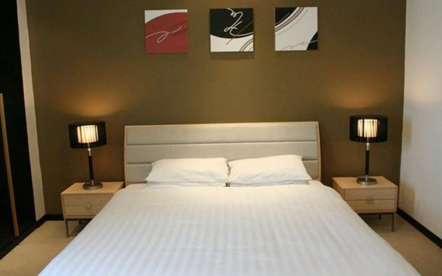 Likas Square Apartment Hotel