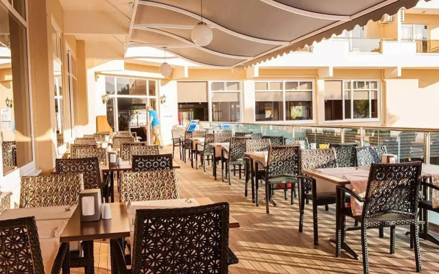 Prestige Garden Hotel