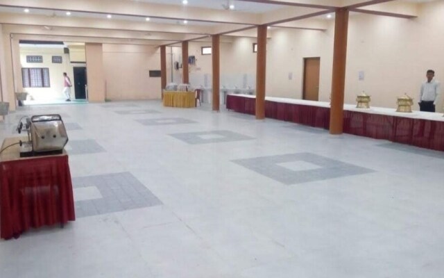 Hotel Omkaar and Restaurant