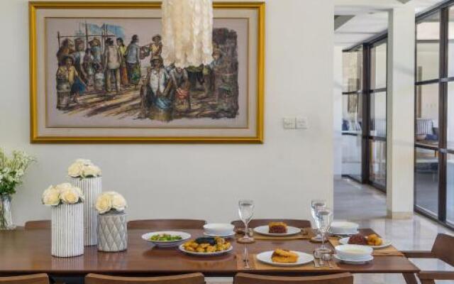 Villa Adenium