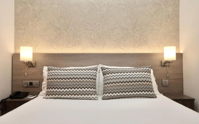Hotel Puerto Palace
