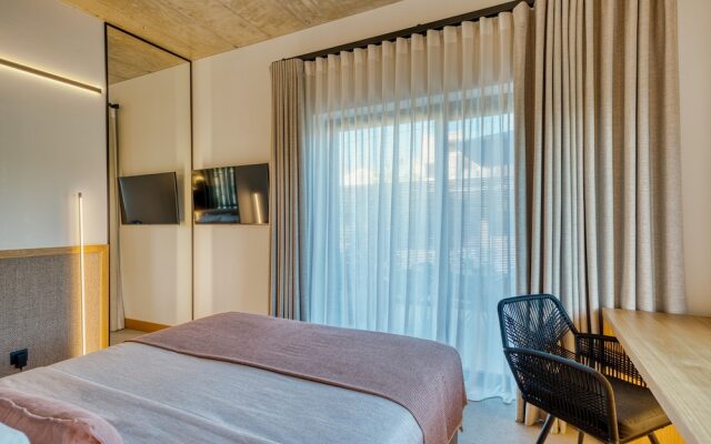 Capital Luxury Suites