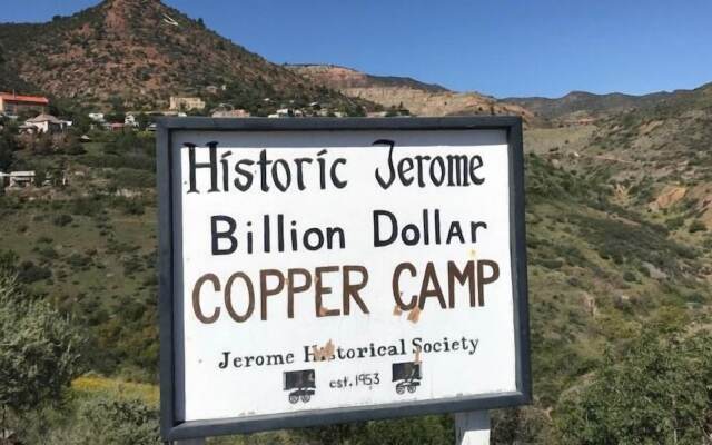 The Inn Above Oak Creek