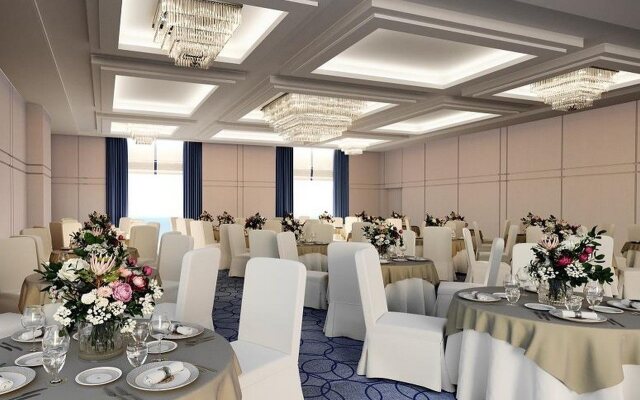 Grand Swiss-Belhotel Waterfront Seef