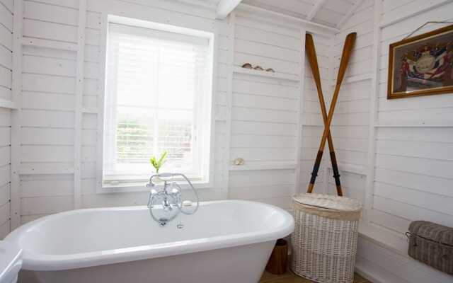 Lligwy Beach Cottage