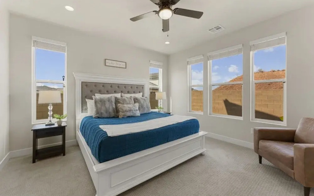 The Splash Yard 5 Bedroom Home
