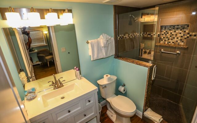 203 Fairweather Villa C