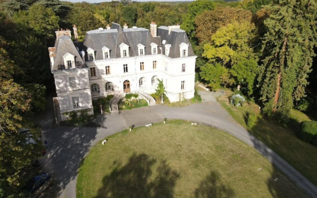 Le Château de Saint Bohaire