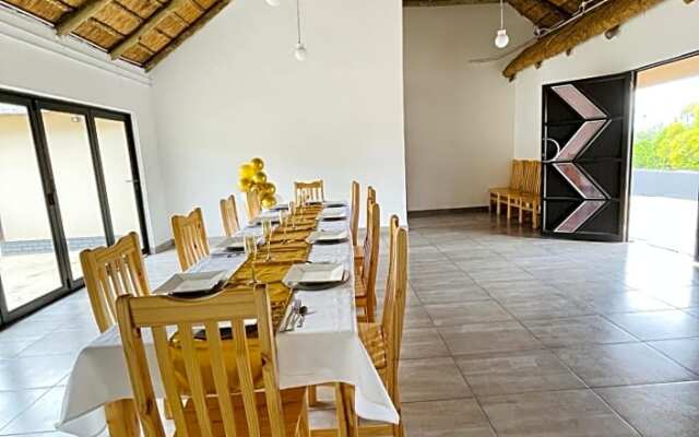 Hinterland Lodge