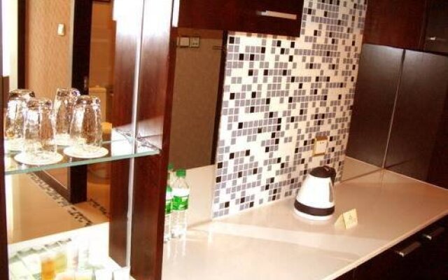 Starway Hotel Luoyang Mudan Square