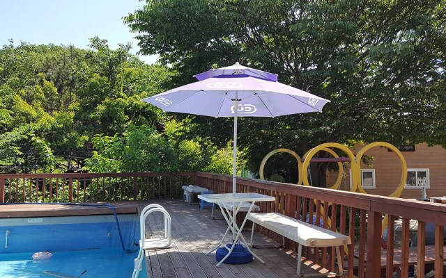 Ganghwa Sinsungi Pension