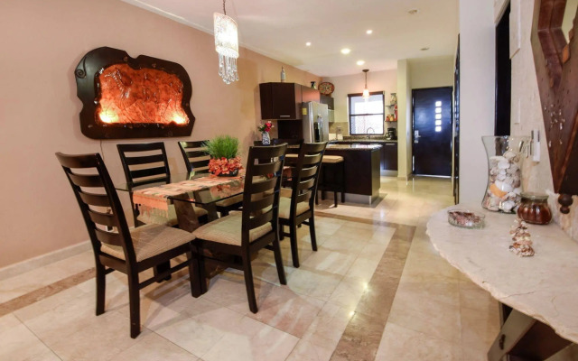 Residencia El Faro by Rentals Your Way