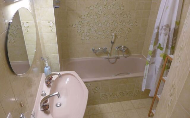 Victoria A/B/C 35715