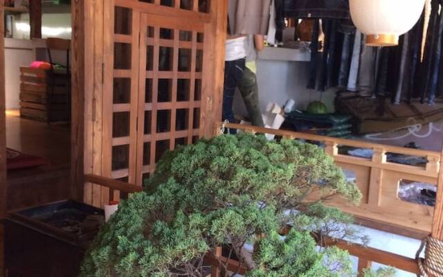 Cafe & Guest House SLAMs DUNKBURGER - Hostel