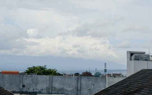 Graha Andi Putri by OYO Rooms