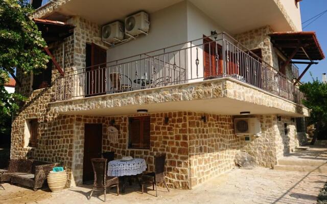 Stone house with seaview