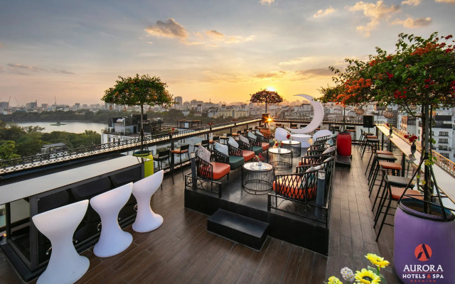 Rising Dragon Legend Hotel