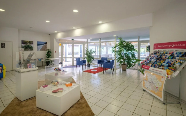 Beautiful Holiday Home With Linen Package