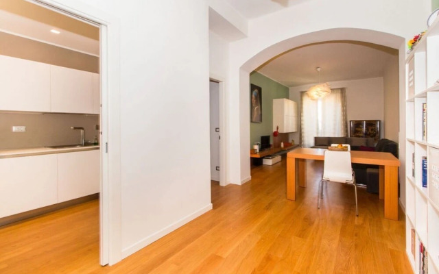 Porta Nuova & Parco del Valentino Roomy Flat