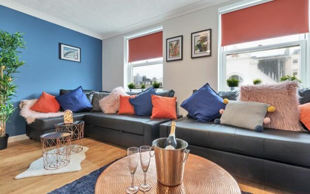 Seabright Townhouse | By My Getaways | Parking for one car