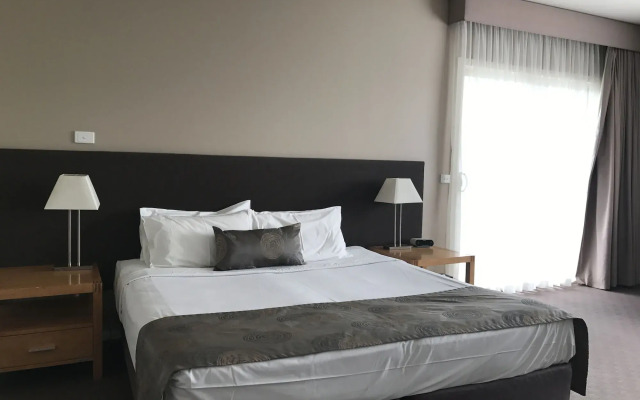 Mornington Hotel