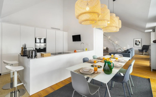 Lisbon Skyline Penthouse Luxury Living View, Ac & Elevator